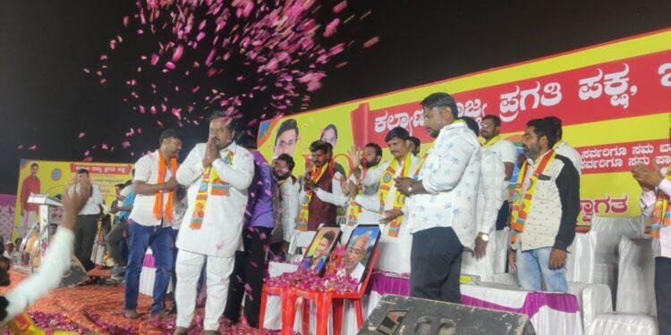 ಇಂಡಿಯಲ್ಲಿ 10 ವರ್ಷದಿಂದ ಸುಳ್ಳಿನ ಸುರಿಮಳೆ..!