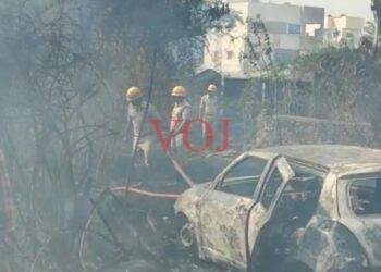 ಸಿಗರೆಟ್ ಬೆಂಕಿ ಯಡವಟ್ಟು, ಕಾರು ಭಸ್ಮ..