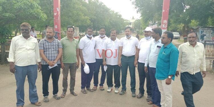 ಸ್ವಚ್ಚ ಇಂಡಿ, ಸ್ವಚ್ಚ ಇಂಡಿಯಾ ಅಭಿಯಾನ. ಇಂಡಿಯಲ್ಲಿ ಪತ್ರಕರ್ತರ ಕಾರ್ಯಕ್ಕೆ ಮೆಚ್ಚುಗೆ..! ಎಸಿ ಗದ್ಯಾಳ ಸಂತಸ..