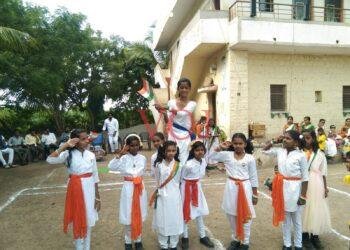 ಮಕ್ಕಳಲ್ಲಿ ಉತ್ತಮ ಸಂಸ್ಕಾರ ಹಾಗೂ ರಾಷ್ಟ್ರ ಪ್ರೇಮಕ್ಕೆ ನಮ್ಮ ಶಾಲೆ ಮಾದರಿ..