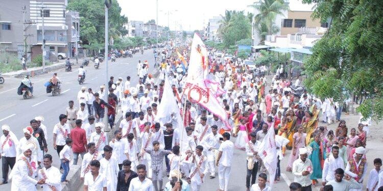 ಸೇವಾಲಾಲ ಮೂರ್ತಿ ಪ್ರಾಣ ಪ್ರತಿಷ್ಠಾಪನೆ, ಭವ್ಯ ಮೆರವಣೆಗೆ