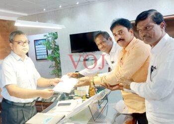 ಲಚ್ಯಾಣ ಗ್ರಾಮದಲ್ಲಿ ಎಕ್ಸಪ್ರೆಸ್ ರೈಲು ನಿಲುಗಡಗೆ ಮನವಿ..