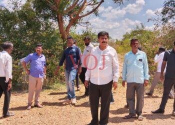 ಮಿನಿವಿಧಾನಸೌಧ ಹಾಗೂ ನ್ಯಾಯಾಲಯದ ನಿರ್ಮಾಣಕ್ಕೆ ಸ್ಥಳ ಪರಿಶೀಲನೆ ನಡೆಸಿದ ಶಾಸಕ ಎಂಆರ್ ಮಂಜುನಾಥ್