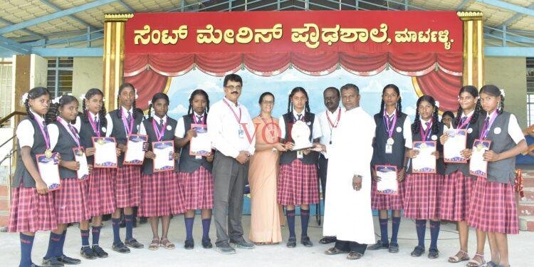 ಮಾರ್ಟಳ್ಳಿ ಸೆಂಟ್ ಮೇರಿಸ್ ಪ್ರೌಢಶಾಲಾ ಬಾಲಕಿಯರು ಜಿಲ್ಲಾ ಮಟ್ಟದ ಥ್ರೊಬಾಲ್ ಪಂದ್ಯದಲ್ಲಿ ಪ್ರಥಮ ಸ್ಥಾನ..