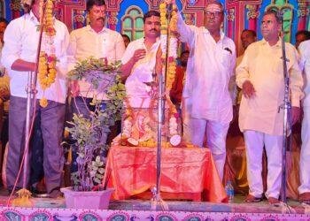 ನಾಟಕಗಳು ಜೀವನ ಕಲೆ ಕಲಿಸುವ ಪ್ರಬಲ ಮಾಧ್ಯಮ; ಸಂಗನಗೌಡ ಬಿರಾದಾರ