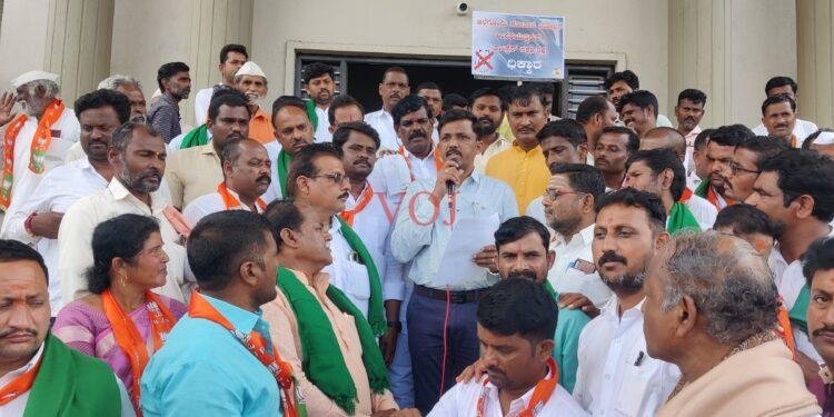 ಕಾಂಗ್ರೆಸ್ ಸರಕಾರ ವಿರುದ್ಧ ಬಿಜೆಪಿಗರ ಆಕ್ರೋಶ..!