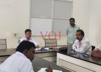 ಸಭೆಗೆ ಹಾಜರಾಗಾದ ಅಧಿಕಾರಿಗಳ ವಿರುದ್ಧ ತಹಶೀಲ್ದಾರ್ ಗರಂ..!