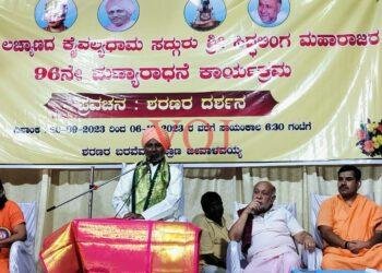 ಅಕ್ಷರ ದಾಸೋಹಿ ಬಂಥನಾಳದ ಶ್ರೀಗಳು..