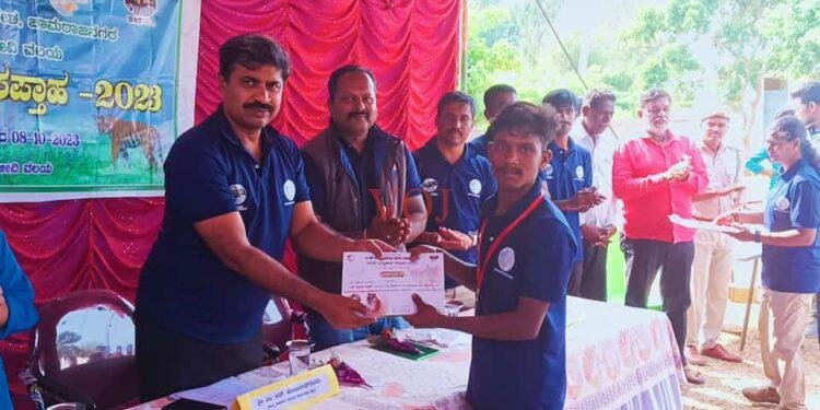 ಮ್ಯಾರಥಾನ್ ಕಾರ್ಯಕ್ರಮಕ್ಕೆ ಚಾಲನೆ ನೀಡಿದ ಶಾಸಕ ಎಂ ಆರ್ ಮಂಜುನಾಥ್