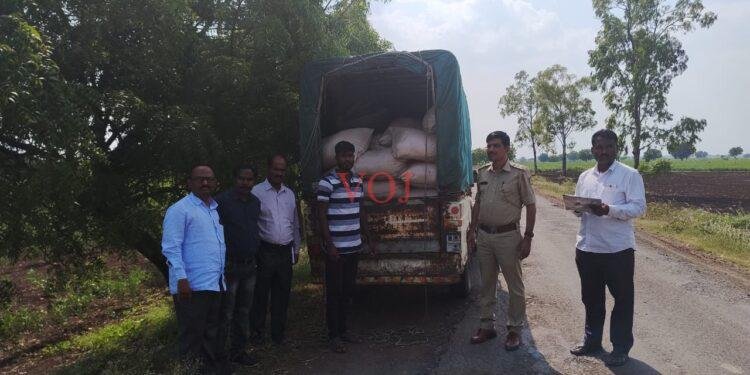 ಅಕ್ರಮ ಮಕ್ಕಳ ಹಾಲಿನ ಪೌಡರ್ ಸಾಗಾಟ – 3 ಜನ ಬಂದನ್ .! ಸಿಪಿಐ ಎಮ್ ಎಮ್ ಡಪ್ಪಿನ ನೇತೃತ್ವ ದಾಳಿ..