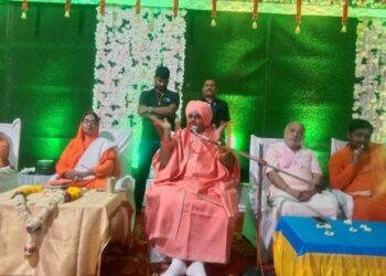 ಲಚ್ಯಾಣದಲ್ಲಿ ನಡೆದ ಪ್ರವಚನಕ್ಕೆ ದೂರದಿಂದ ಹರಿದು ಬಂತು ಭಕ್ತ ಸಾಗರ ..