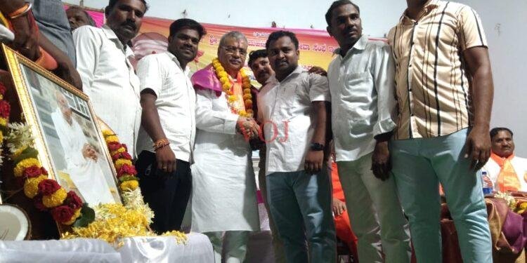 ಮಸಳಿ ಗ್ರಾಮದ ಭಗೀರಥ ಸಮಾಜದ ಯುವಕರಿಂದ ಶಾಸಕ ಪಾಟೀಲರಿಗೆ ಸನ್ಮಾನ..