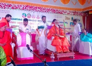 ಜೋಡುಗುಡಿಯ ಶ್ರೀ ಮರುಳಸಿದ್ದೇಶ್ವರ ಹಾಗೂ ನಂದಿಬಸವೇಶ್ವರ ನೂತನ ಮೂರ್ತಿಗಳ ಪ್ರಾಣಪ್ರತಿಷ್ಟಾಪನೆ..!