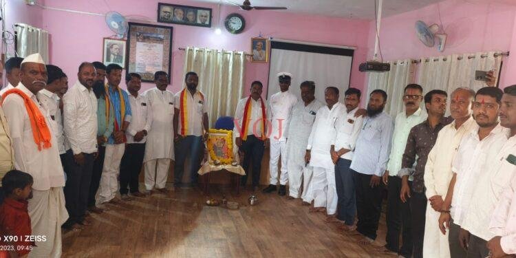 ಕನ್ನಡ ರಾಜ್ಯೋತ್ಸವ; ಕನ್ನಡ ನಾಮಫಲಕ ಕಡ್ಡಾಯವಾಗಿರಲಿ ಕರವೇ ಕೆಂಗನಾಳ ಮನವಿ..