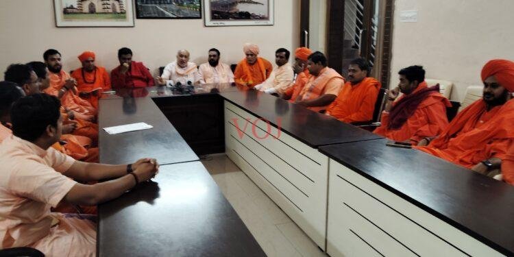 ಇಂಡಿ ಜಿಲ್ಲಾ ಕೇಂದ್ರಕ್ಕಾಗಿ ಎಲ್ಲಾ ತ್ಯಾಗಕ್ಕೂ ಸಿದ್ದ : ಮಠಾಧೀಶರು