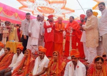 ಸಾಮೂಹಿಕ ವಿವಾಹ ಭಾಗ್ಯವಂತರ ಮದುವೆ : ಶ್ರೀಕಂಠ ಶಿವಾಚಾರ್ಯರರು