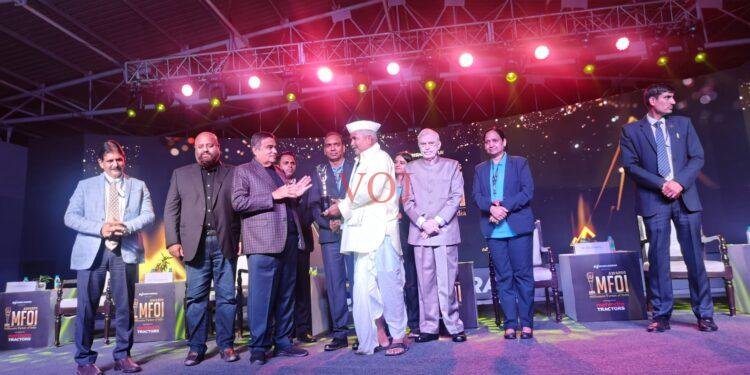 ಬಿಲಿಯನೇರ್ ರೈತ ಪ್ರಶಸ್ತಿ ಇಂಡಿಯ ಭೀರಪ್ಪ ವಗ್ಗಿ ಮಡಲಿಗೆ..