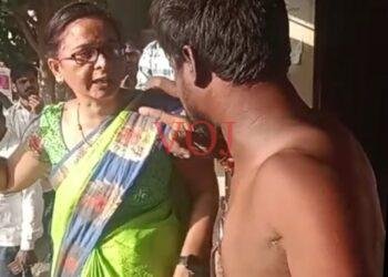 ಗ್ರಾ.ಪಂ ಅಧಿಕಾರಿಯಿಂದ ಯುವಕನೊರ್ವನಿಗೆ ಕಪಾಳ ಮೋಕ್ಷ..! ಎಲ್ಲಿ..? ಯಾವುದಕ್ಕೆ..? ಗೊತ್ತಾ..!