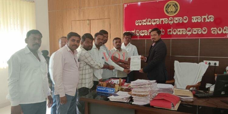 ಇಂಡಿ ಪ್ರತ್ಯೇಕ ಜಿಲ್ಲೆಗೆ ಆಗ್ರಹಿಸಿ ಸಿಎಮ್ ಸಿದ್ದರಾಮಯ್ಯ ಅವರಿಗೆ ಮನವಿ