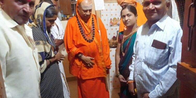 ತ್ರಿವಿಧ ಲಿಂಗಗಳನ್ನು ಧರಿಸಿಕೊಳ್ಳಿ -ಶ್ರೀಶೈಲ ಜಗದ್ಗುರುಗಳು.