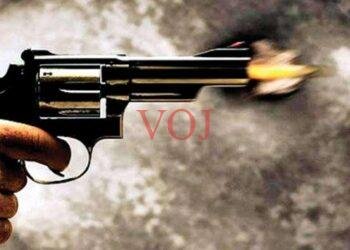 ಧ್ವಜಾರೋಹಣ ವೇಳೆ ವ್ಯಕ್ತಿಯೋರ್ವ ಗಾಳಿಯಲ್ಲಿ ಗುಂಡು..! ಗ್ರಾಪಂ. ಅಧ್ಯಕ್ಷಗೆ ಗಾಯ.! ಎಲ್ಲಿ..?