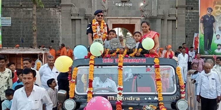 ವೀರ ಯೋಧನಿಗೆ ಹೃದಯ ಸ್ಪರ್ಶಿ ಗೌರವ, ಸನ್ಮಾನ.