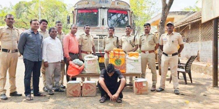 ಭೀಮಾತೀರದಲ್ಲಿ 10 ಕೆಜಿ ಗಾಂಜಾ, 30 ಕೆಜಿ ಅಫೀಮ್, ಒಂದು ಲಾರಿ ವಶಕ್ಕೆ..!