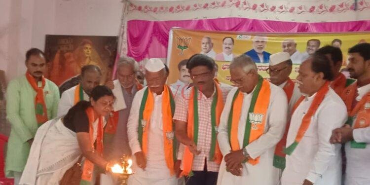 ಮೋದಿಜಿ ಮತ್ತೊಮ್ಮೆ ಪ್ರಧಾನಿ ಯಾಗಲು ಬಿಜೆಪಿಗೆ ಮತ ನೀಡಿ : ಅಭ್ಯರ್ಥಿ ರಮೇಶ್ ಜಿಗಜಿಣಿಗಿ