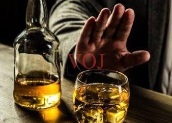 ಬ್ರೇಕಿಂಗ್ : ಕೆಇಬಿ ವಿದ್ಯುತ್ ವಿತರಣಾ ಕೇಂದ್ರದ ಆವರಣದಲ್ಲಿ ಜೆಇ ಎಣ್ಣೆ ಪಾರ್ಟಿ..!