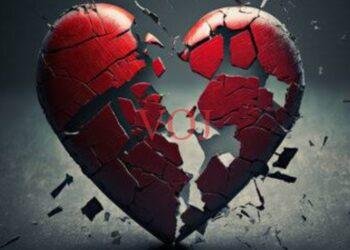 ಪ್ರೀತಿಸಿದ ತಪ್ಪಿಗೆ ಪ್ರಿಯಕರನಿಗೆ ಪೆಟ್ರೋಲ್ ಸುರಿದು ಬೆಂಕಿ ಹಚ್ಚಿ ಹತ್ಯೆಗೆ ಯತ್ನ..ಎಲ್ಲಿ..?