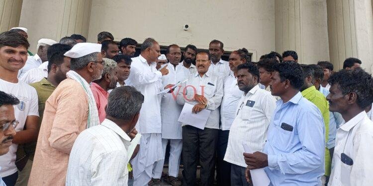 ಹಿರೇಬೇವನೂರ ಸಕ್ಕರೆ ಕಾರ್ಖಾನೆ ವಿರುದ್ಧ ರೈತರ ಪ್ರತಿಭಟನೆ..!