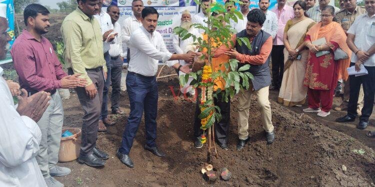ಅಭಿವೃದ್ದಿ ಹೆಸರಿನಲ್ಲಿ ಪರಿಸರ , ಮಣ್ಣು ಹಾಳು – ಡಿಸಿಪಿ