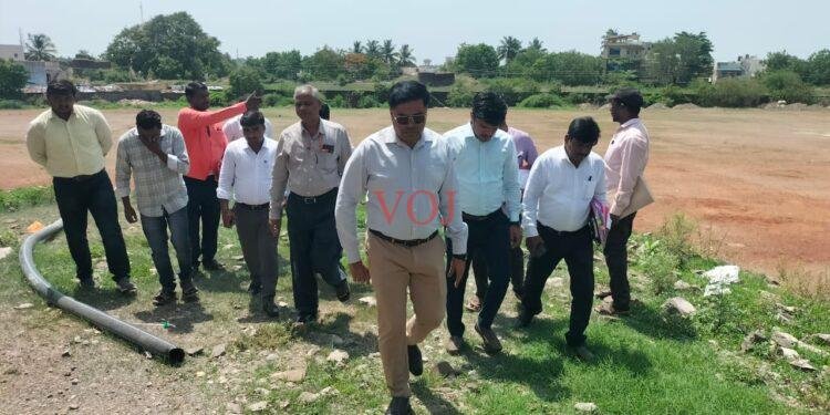 ಮನಗೂಳಿ ಅಗಸಿ ಎಸ್ಸಿ ಕಾಲೋನಿಗೆ ಭೇಟಿ ನೀಡಿದ : ಡಿಸಿ