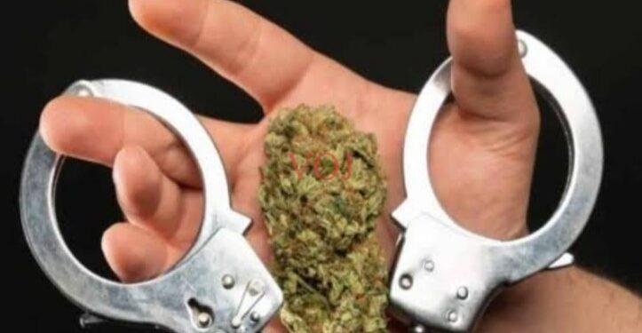 ಅಕ್ರಮ‌ ಗಾಂಜಾ ಮಾರಾಟ ಮಾಡುತ್ತಿದ್ದವರ ಕಾರು ಸಮೇತ ಮೂವರ ಬಂಧನ..!