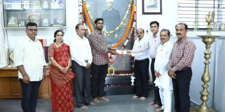 ವಚನಪಿತಾಮಹ ಡಾ. ಫ. ಗು. ಹಳಕಟ್ಟಿ ಜಯಂತಿ