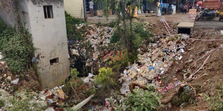 ಮ.ಬೆಟ್ಟ ರಸ್ತೆಯಲ್ಲೊಂದು ತೆರೆದ ಅಪಾಯಕಾರಿ ಪಾಳು ಬಾವಿ..!