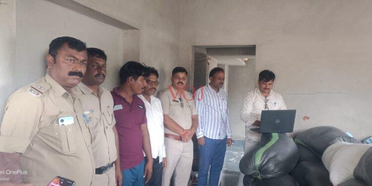 ಇಂಡಿಯಲ್ಲಿ ಅನ್ನಭಾಗ್ಯ ಅಕ್ರಮ ಅಕ್ಕಿ ಜಪ್ತಿ..!