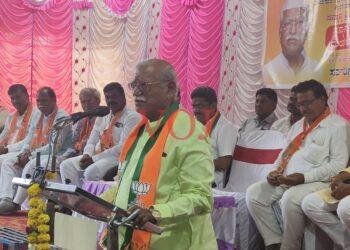 ಕಾಂಗ್ರೆಸ್ ಸರಕಾರ ಪತನ..! ಭವಿಷ್ಯ‌ ನುಡಿದ ಸಂಸದ ರಮೇಶ್