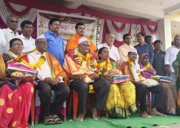 ಶಿಕ್ಷಕರೆ ದೇವರ ಪ್ರತಿರೂಪ..!