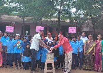 ಸ್ವಚ್ಚತೆ ನಮ್ಮ ಜೀವನದ ಮೊದಲ ಆದ್ಯತೆಯಾಗಲಿ -ಸಂತೋಷ ಬಂಡೆ