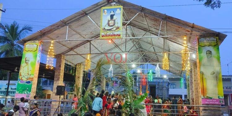 ಸಂಭ್ರಮದ ಶ್ರೀ ಸಿದ್ಧಲಿಂಗ ಮಹಾರಾಜರ ತೊಟ್ಟಿಲೋತ್ಸವ