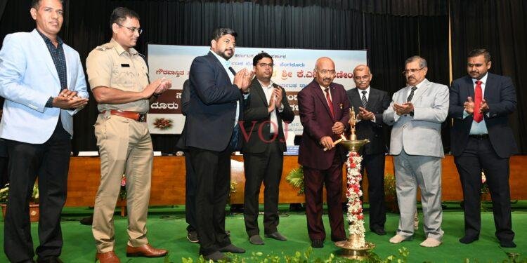 ಆಡಳಿತ ಗುಣಮಟ್ಟ ಹೆಚ್ಚಿಸಲು ಸಾರ್ವಜನಿಕರ ಸಮಸ್ಯೆಗಳಿಗೆ ತ್ವರಿತವಾಗಿ ಸ್ಪಂದಿಸಿ -ಉಪ ಲೋಕಾಯುಕ್ತ ನ್ಯಾ.ಕೆ.ಎನ್.ಫಣೀಂದ್ರ