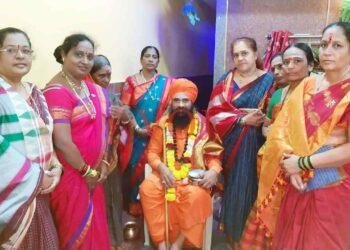 ಇಂಡಿಯಲ್ಲಿ ಸುಮಂಗಲೆಯರಿಗೆ ಉಡಿ ತುಂಬುವ ಕಾರ್ಯಕ್ರಮ