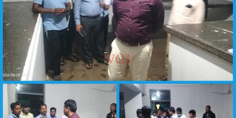 ಇಂದಿರಾ ಕ್ಯಾಂಟೀನಿಗೆ ಜಿಲ್ಲಾಧಿಕಾರಿ ದಿಢೀರ್ ಬೇಟಿ..!