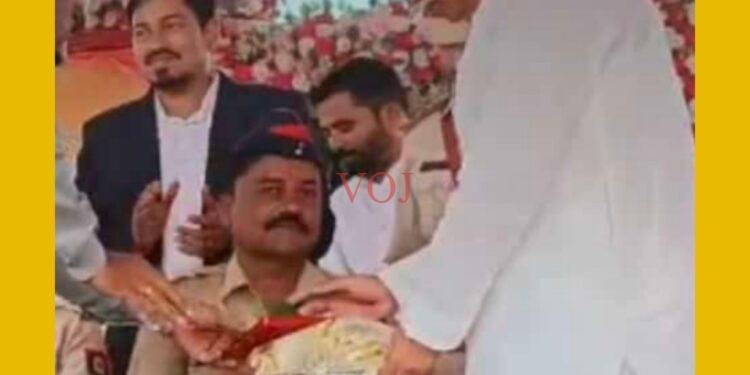 ಇಂಡಿಯಲ್ಲಿ ಅದ್ದೂರಿ ಸ್ವಾತಂತ್ರೋತ್ಸವ : ಅಗ್ನಿಶಾಮಕ ಪೋಲಿಸರಿಗೆ ಸನ್ಮಾನ