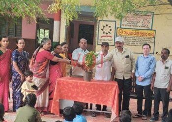 ಅಕ್ಷರ ಜ್ಞಾನದಿಂದ ಸಶಕ್ತ ಸಮಾಜ ನಿರ್ಮಿಸಲು ಸಾಧ್ಯ- ಸಂತೋಷ ಬಂಡೆ