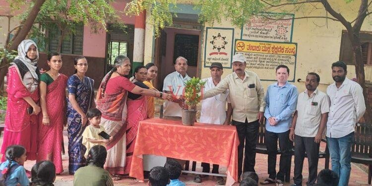 ಅಕ್ಷರ ಜ್ಞಾನದಿಂದ ಸಶಕ್ತ ಸಮಾಜ ನಿರ್ಮಿಸಲು ಸಾಧ್ಯ- ಸಂತೋಷ ಬಂಡೆ