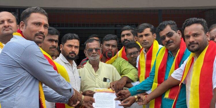 ಕನ್ನಡ ನಾಮಫಲಕ ಅಳವಡಿಸಿ, ಇಲ್ಲವಾದರೆ ಇಂಡಿಯಲ್ಲಿ ಉಗ್ರವಾದ ಪ್ರತಿಭಟನೆ ಎಚ್ಚರಿಕೆ