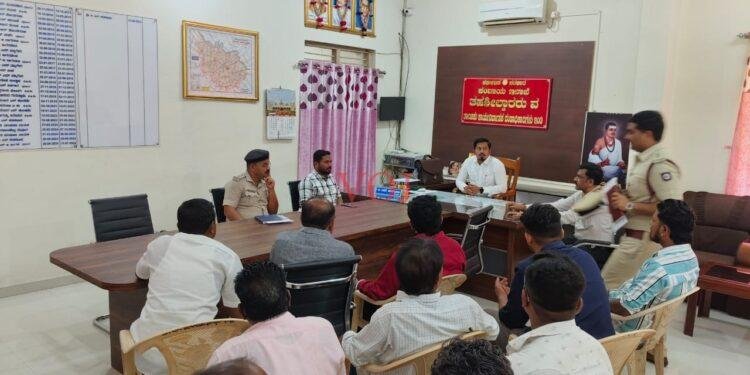 ದೀಪಾವಳಿ ಹಬ್ಬ ಪಟಾಕ್ಷಿ ಮಾರಾಟಕ್ಕೆ ಅನುಮತಿ ಪಡೆಯುವದು ಕಡ್ಡಾಯ : ಎಸಿ ಅಬೀದ್ ಗದ್ಯಾಳ