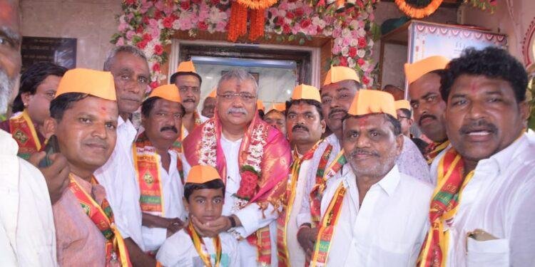 ಇಂಡಿಯಲ್ಲಿ ಸಂಭ್ರಮದ ದೇವಿ ಮೆರವಣೆಗೆ